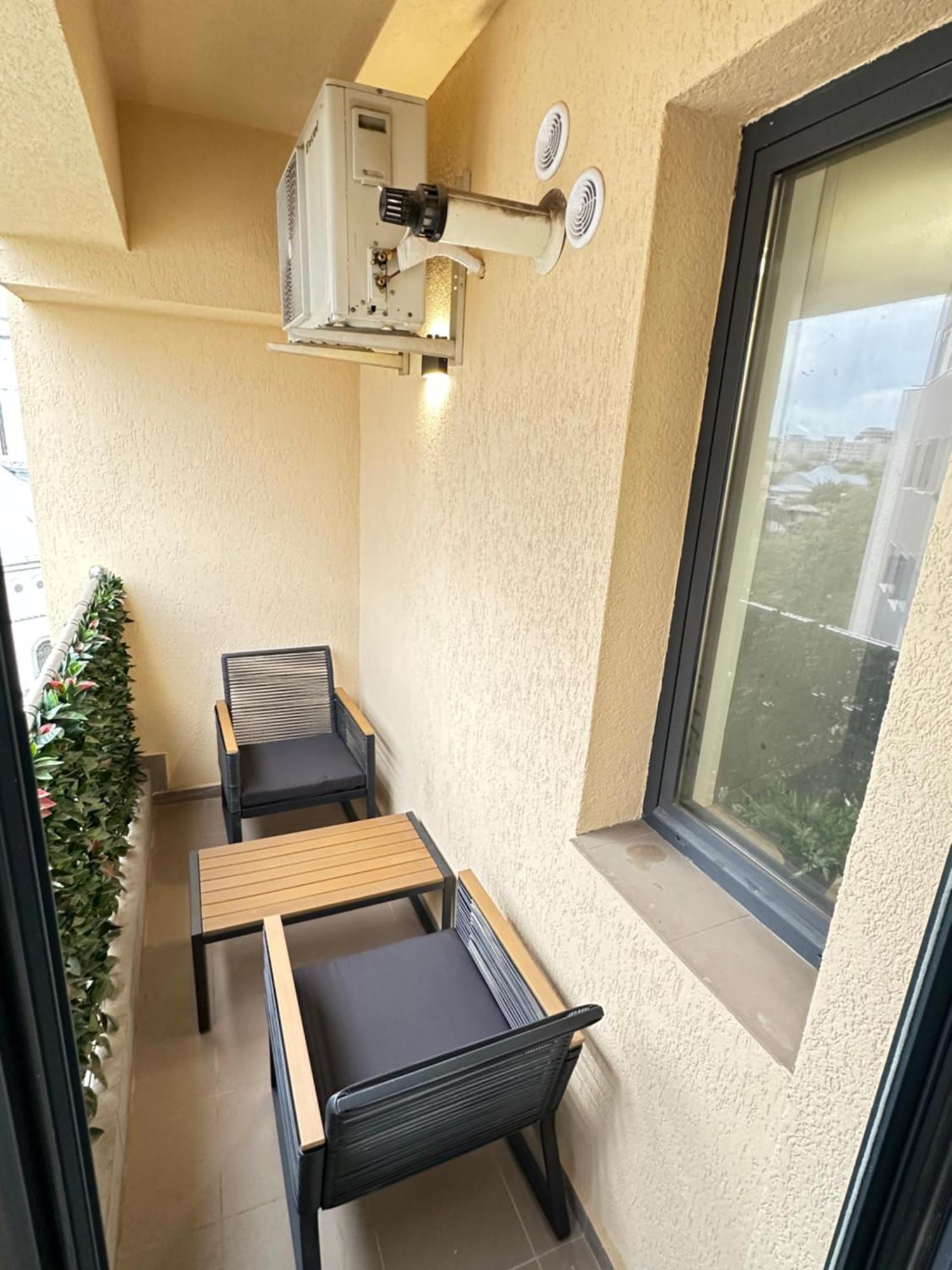Centru Unirii Luxury Vip Palmier Apartament 2 Camere Cu Terasa Exterioara Amenajata ! Parcare Subterana Privata Climatizata Si Supravegheata Video Dar Doar Cu Rezervare In Limita Locurilor Disponibile !Proprietate In Regim Hoteliep - Nu Are Bucatarie 부쿠레슈티 외부 사진