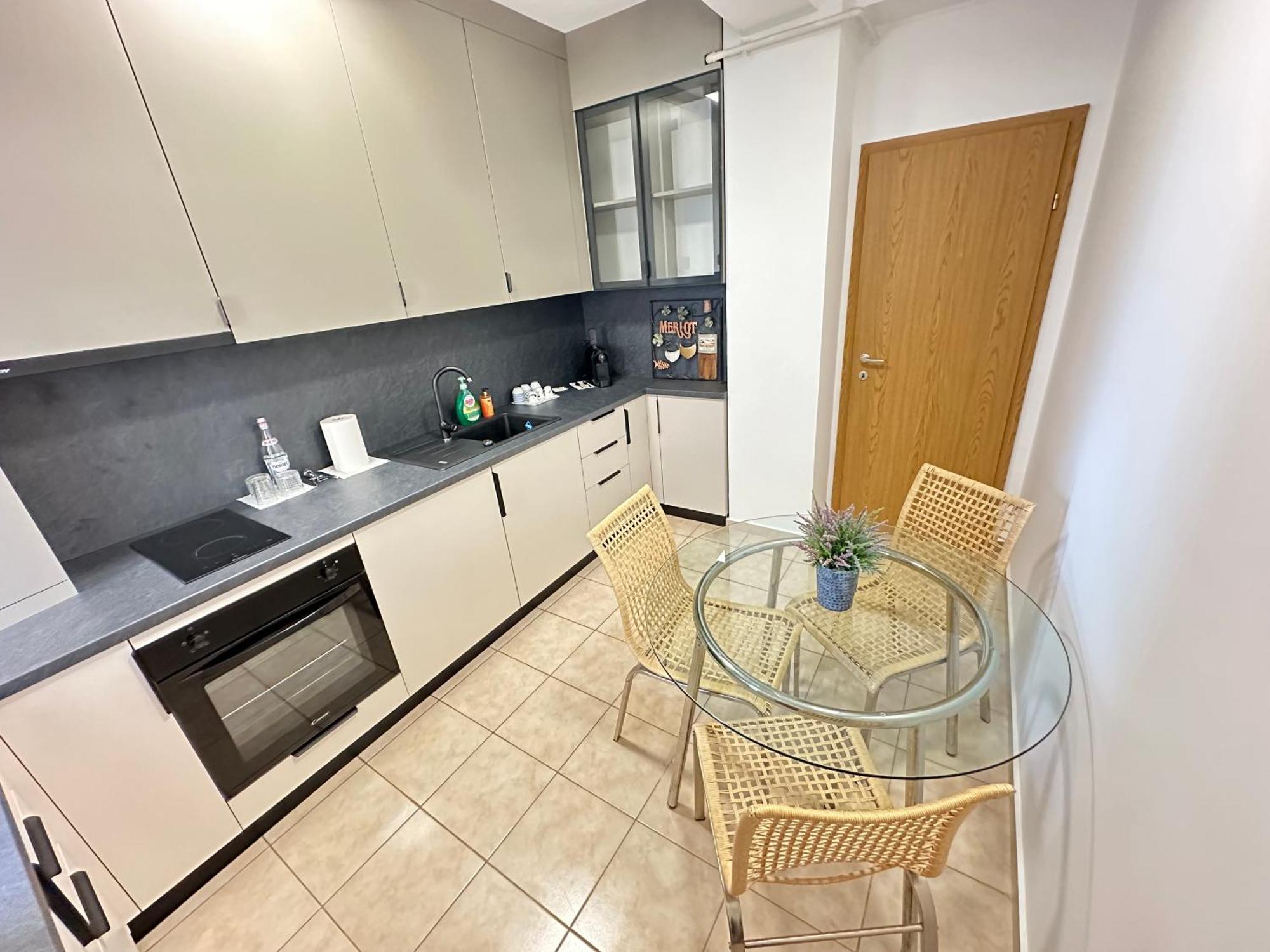 Centru Unirii Luxury Vip Palmier Apartament 2 Camere Cu Terasa Exterioara Amenajata ! Parcare Subterana Privata Climatizata Si Supravegheata Video Dar Doar Cu Rezervare In Limita Locurilor Disponibile !Proprietate In Regim Hoteliep - Nu Are Bucatarie 부쿠레슈티 외부 사진